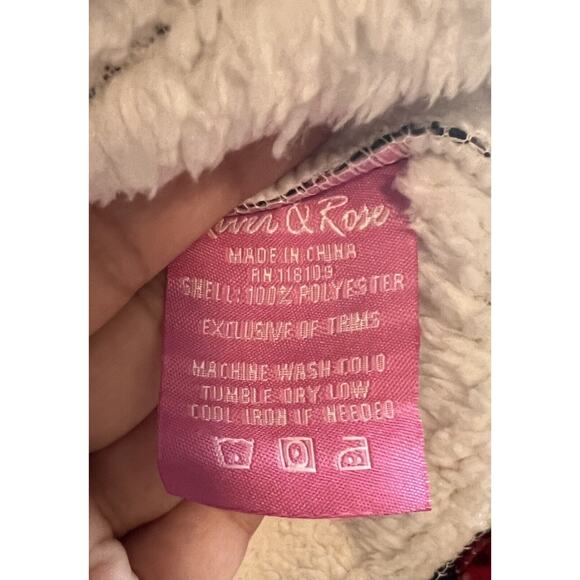 River & Rose NWT Snowflake Zip Up Vest Size Medium - Picture 4 of 5